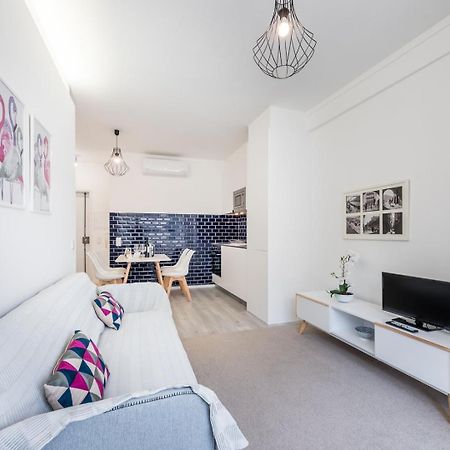 Guestready - Flamingo In The Square Apartment Porto Exterior photo